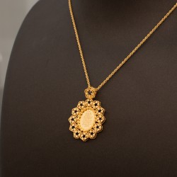 NK1888 عقد باولا (نقش"آية الكرسي")