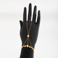 BR824 جيرلي كوين (كف)