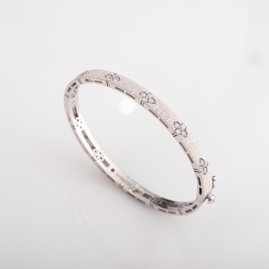 BR903 جيرلي كوين (سوار "ابيض")