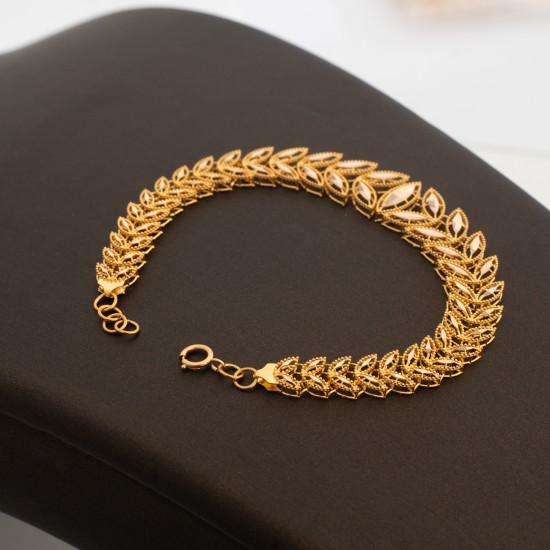 BR951 سوار الغصن (هنتر)