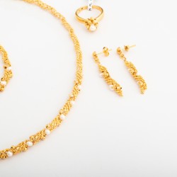 ST274 دانة (طقم "مزين بالؤلؤ")