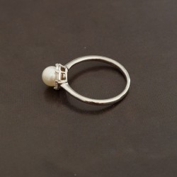 DRN179 غوميز (الماس وَ لؤلؤ)