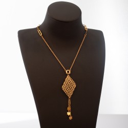 NK1585 عقد (غصن الزيتون "إليف")